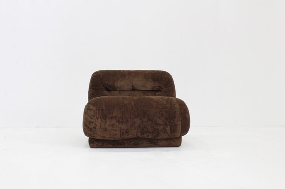 Image 1 of Vintage italiaanse fauteuil bruin velours jaren 70 