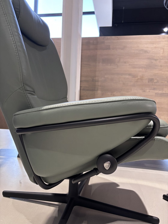 Image 1 of Stressless Rome Highback relaxfauteuil met poef