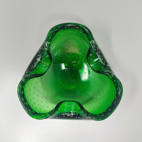 Image 1 of 1960 Splendido grande posacenere o portacenere verde di Flavio Poli per Seguso. Prodotto in Italia