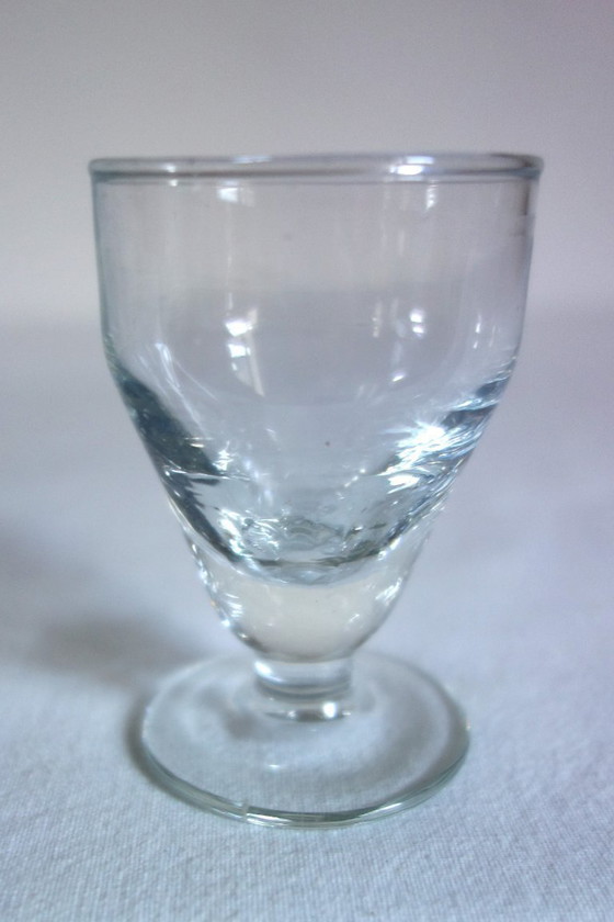 Image 1 of 5 petits verres anciens à absinthe