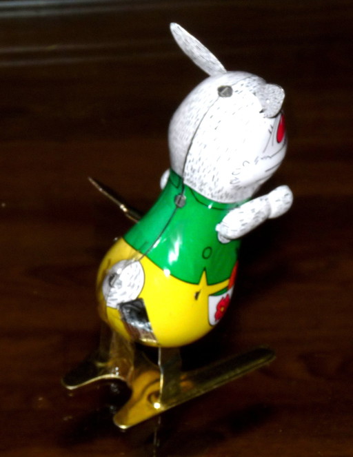 Aufziehbarer Osterhase