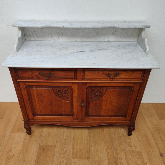 Image 1 of Credenza, cassettiera, comò e mobile da bagno vintage e antichi con piano in marmo.