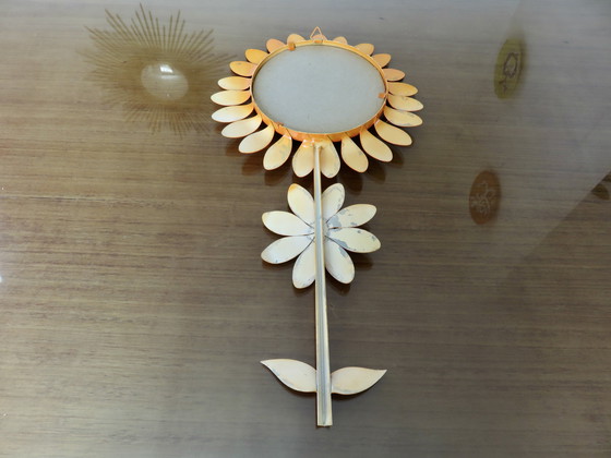 Image 1 of Oranje metalen "Fleur" spiegel 1970