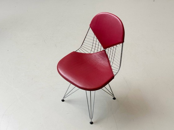 Image 1 of Deux fauteuils modèle Bikini de Vitra en cuir rouge, années 1980
