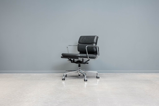 Eames Ea217 Softpad Office Chair