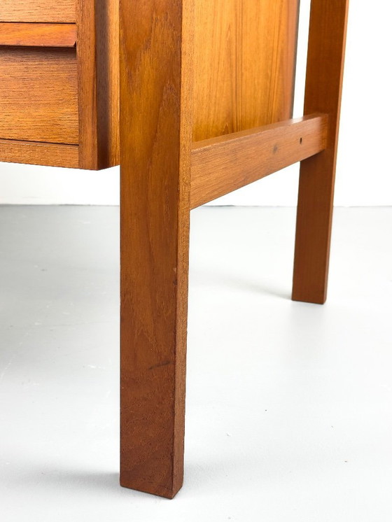 Image 1 of Teakhouten bureau uit het midden van de eeuw door Svend Åge Madsen voor Sigurd Hansen, jaren 60