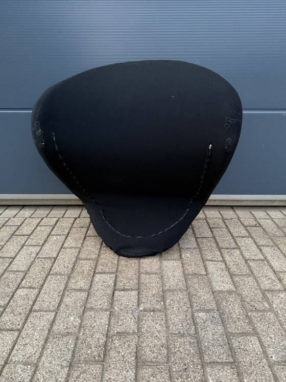 Image 1 of Artifort Tongue chair van Pierre Paulin