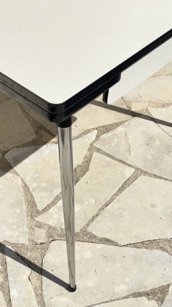 Image 1 of Vintage Formica table with 2 extensions