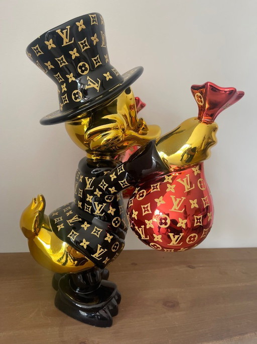 Dagobert Sculpture LV Style