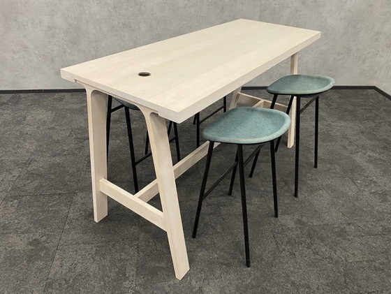 Image 1 of Montis Doble design table with 4 bar stools