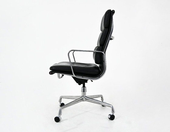 Image 1 of Fauteuil Soft Pad conçu par Charles et Ray Eames pour ring Mobelfabrikk Norway, années 1970