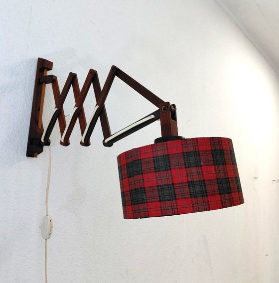 Image 1 of zestiger jaren teak schaarlamp 