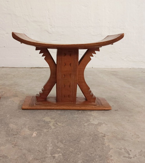 Image 1 of Set di 2 sgabelli Ashanti, africani