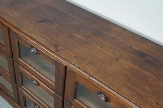 Image 1 of Armario de mercería holandés antiguo de pino, mediados del siglo XX