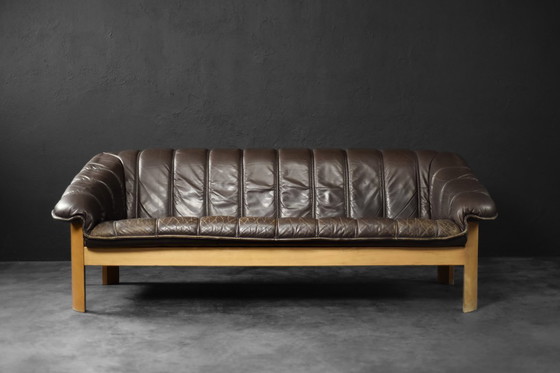 Image 1 of Divano vintage danese a 3 posti in pelle marrone, stile Mid-Century Modern, anni '70