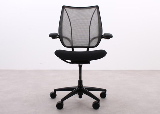 Humanscale Liberty Task Bürostuhl schwarz paspeliert