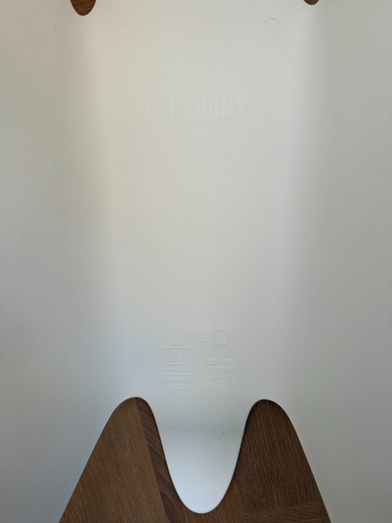 Image 1 of Vitra Eames Elephant