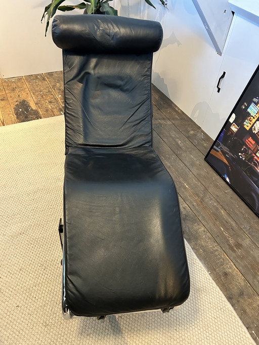 Chaise longue
