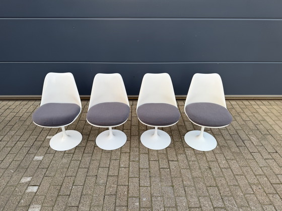Image 1 of 4x original Knoll Tulip dining chairs by Eero Saarinen