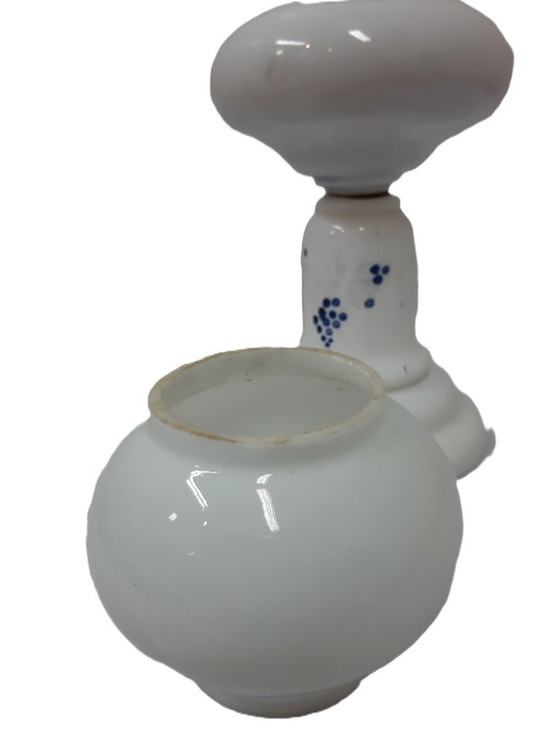 Image 1 of Lampada a olio francese antica in porcellana