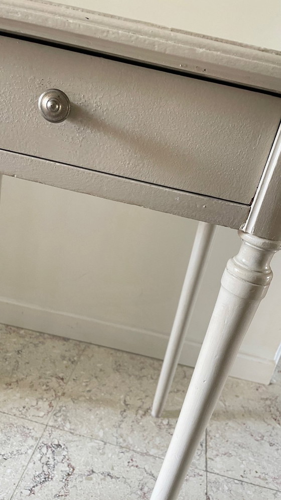 Image 1 of Comodino antico con 1 cassetto