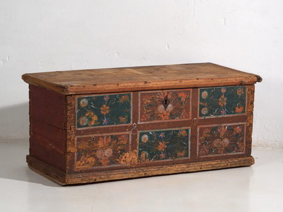 Antieke opbergkist met bloemendecoratie (Jaar 1895) #102 – Opbergkast (photo 7 of 40)