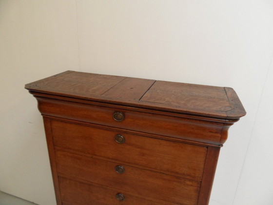 Image 1 of Antieke ladekast  chiffoniere