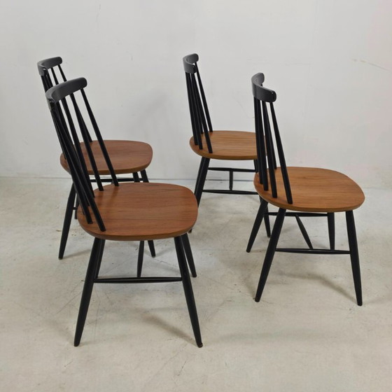 Topivaara style set of 4 dining spindle chairs 60s – Dining chairs, Wood (photo 2 of 5)