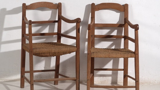 Antique oak armchairs (c.1900). Set of 2 pieces – Rustic (photo 3 of 40)