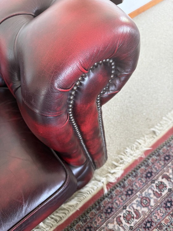 Sofá Chesterfield de 2 plazas – Sofás de 2 plazas, Leather, Wood (photo 5 of 5)