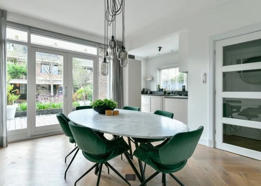 Mesa de comedor ovalada de mármol – Bianco Carrara – 220x120x2 cm