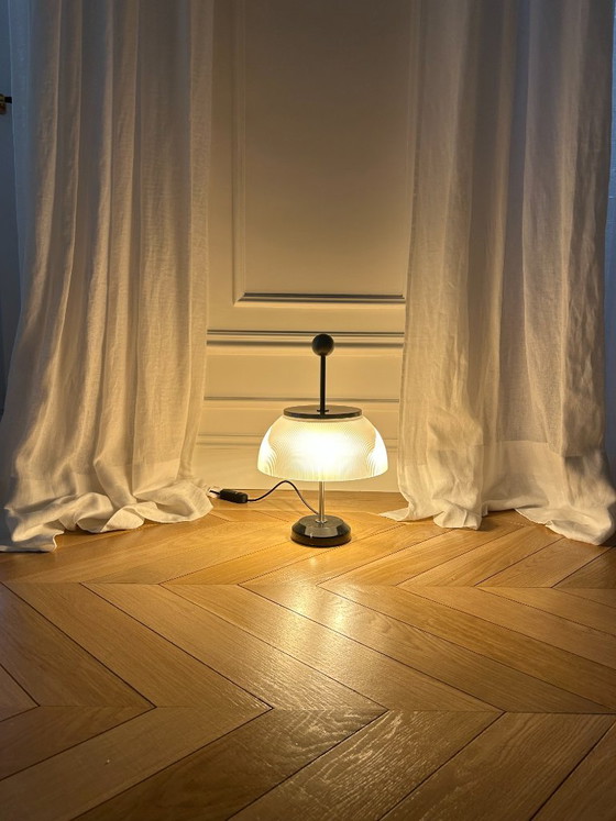 Lampada Alfa di Artemide (Nuova di zecca / Sigillata nella scatola!) – Lampade da tavolo, Marmo, Metallo (photo 2 of 10)