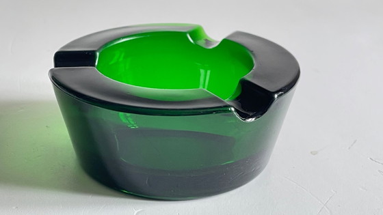 Image 1 of Vintage Aschenbecher aus grünem Glas