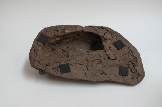 Image 1 of Yolande Ide (1931) - Scultura, Donna nuda sdraiata - 39 cm - Terracotta