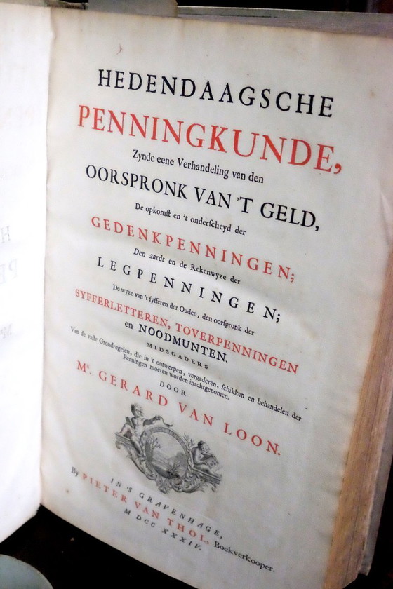 Image 1 of raro gabinete de monedas holandés del siglo XVII