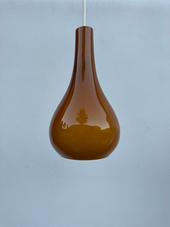 Amber opaline drop Pendant lamp 70s – Glass (photo 10 of 10)