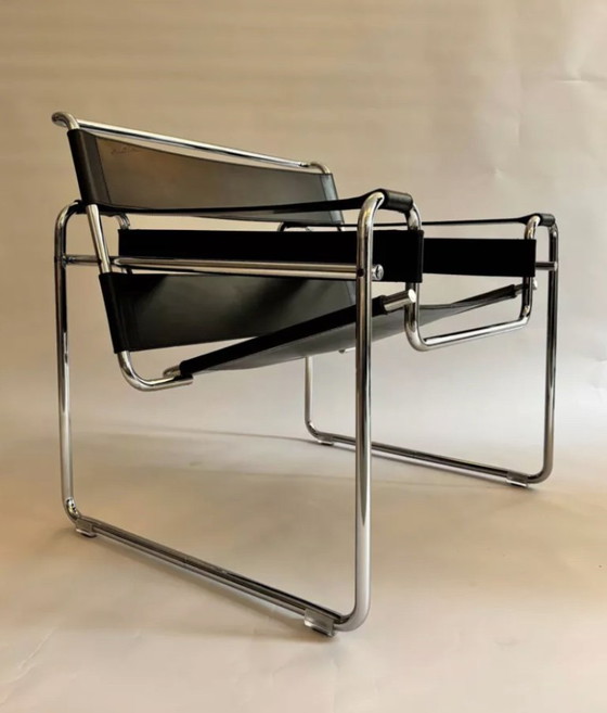 Image 1 of Sillón Wassily de Marcel Breuer para Gavina