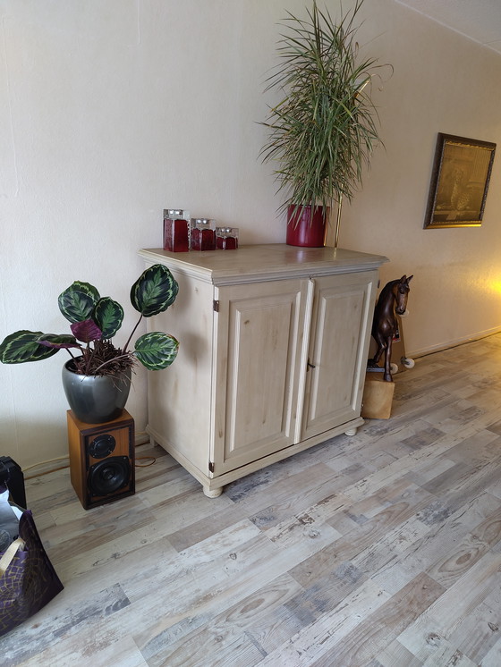 Image 1 of Sideboard/TV cabinet/all kinds of cupboard