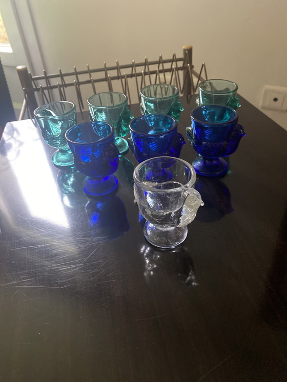 Image 1 of 8 hueveras o palmas de coco