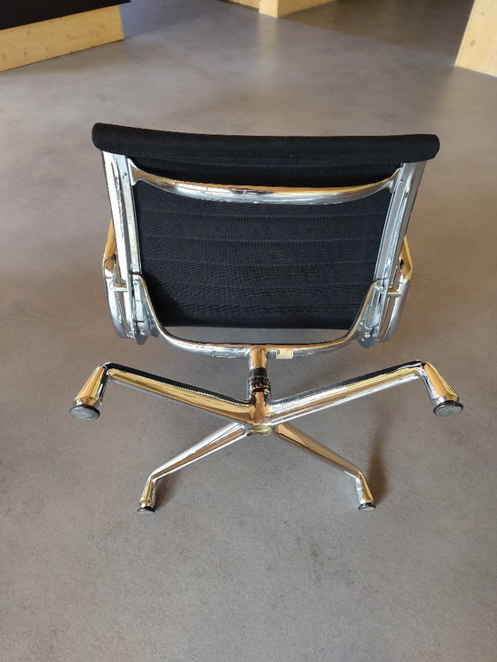 Image 1 of Vitra Eames EA 116 Herman Miller