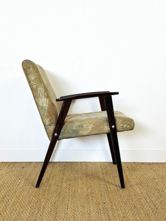 Image 1 of Vintage fauteuil van donker hout met bloemenprintstof, 1960