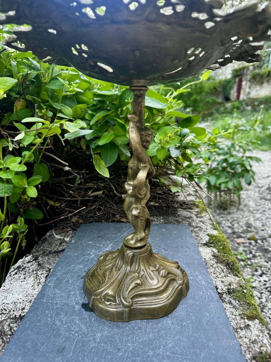 Large bronze fruit bowl from the 19th century. – Brass, Art Nouveau (photo 6 of 12)