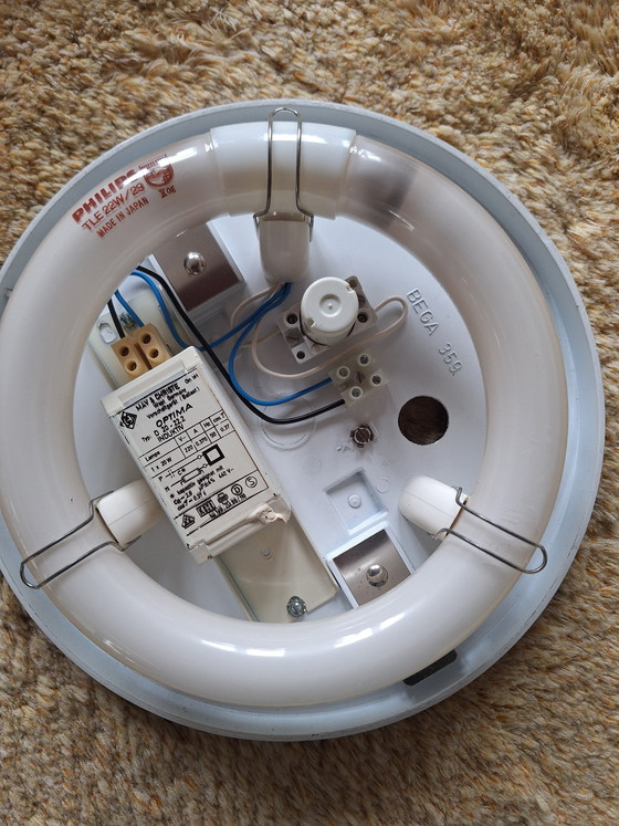 Image 1 of 4 appliques/plafonniers design Bega type 359 et 1 plaque de plafond