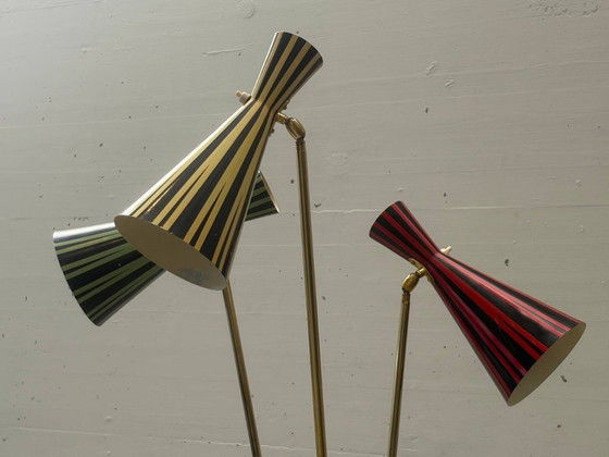 Rara lampada da terra di metà secolo prodotta da Lumenform, anni '60. – Lampade da terra, Metal (photo 2 of 15)