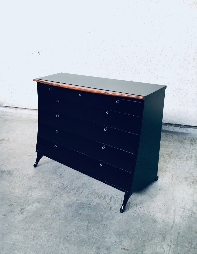 Postmoderne Design-Kommode von Umberto Asnago für Giorgetti, Italien 1980er Jahre