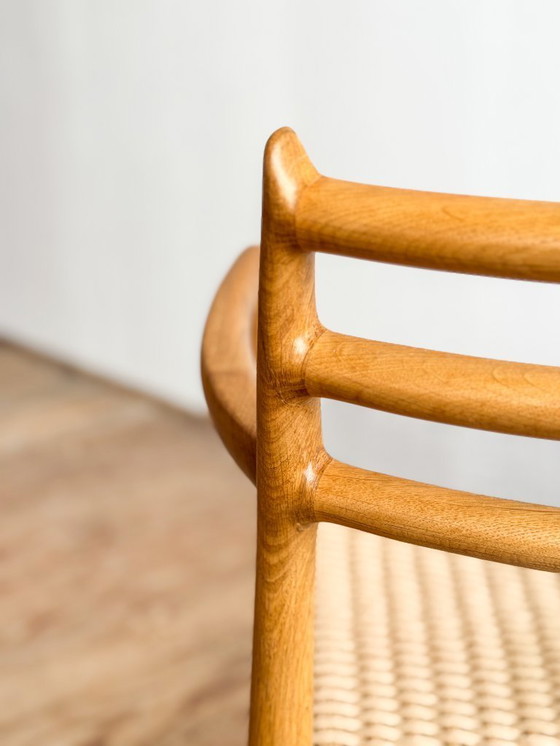 Image 1 of Esszimmerstuhl mit Armlehnen aus Eichenholz, Modell 62 für J.L. Moller