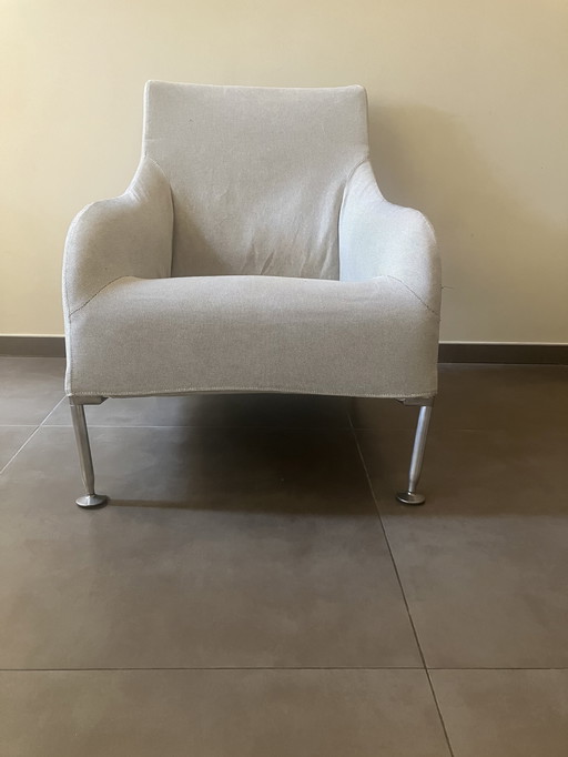 B&B Italia Glorence Loge chair by Antonio Citterio