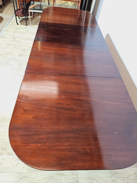 Image 1 of Elegant Georgian Dining Table, 2nd half of the 19th Century - Classic/Walnut