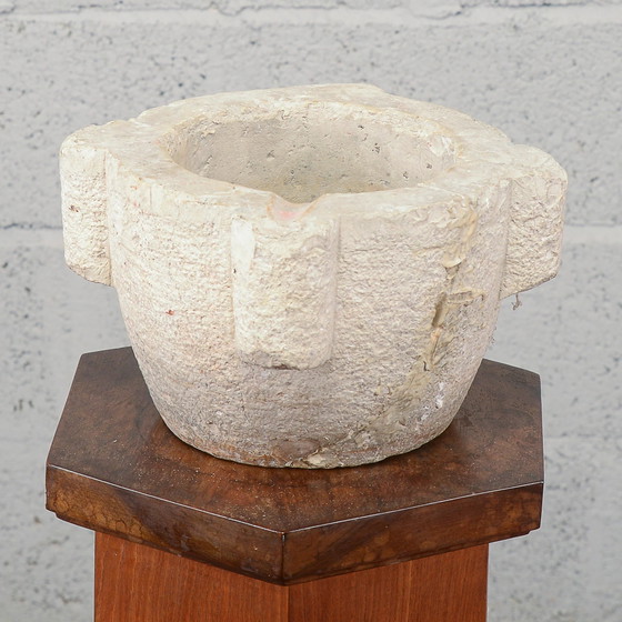 Runde Steinmörserschale aus dem 19. Jahrhundert – Küchenzubehör, Rustic (photo 7 of 10)