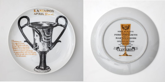 Image 1 of Ensemble d'assiettes décoratives en porcelaine P. Fornasetti pour Martini & Rossi, années 1960